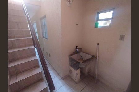 Área de serviço de casa para alugar com 3 quartos, 180m² em Fazenda da Juta, São Paulo