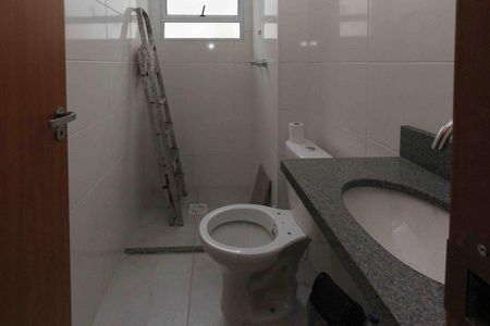 Apartamento para alugar com 44m², 2 quartos e 1 vaga Apartamento para alugar com 44m², 2 quartos e 1 vagaBanheiro