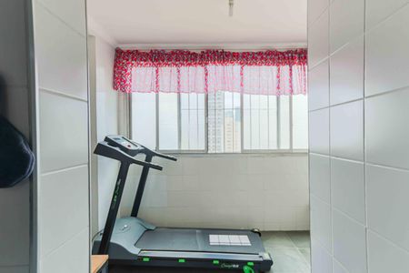 Apartamento à venda com 120m², 3 quartos e 1 vaga Apartamento à venda com 120m², 3 quartos e 1 vagaCozinha e Área de Serviço