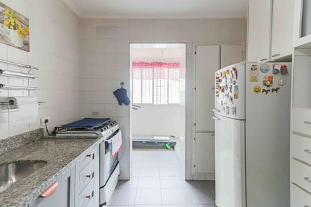 Apartamento à venda com 120m², 3 quartos e 1 vaga Apartamento à venda com 120m², 3 quartos e 1 vagaCozinha e Área de Serviço