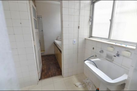 Apartamento para alugar com 110m², 3 quartos e 1 vagaÁrea de Serviço