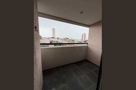 Apartamento à venda com 64m², 2 quartos e 1 vaga Apartamento à venda com 64m², 2 quartos e 1 vagaVaranda