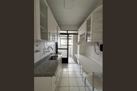 Apartamento à venda com 64m², 2 quartos e 1 vaga Apartamento à venda com 64m², 2 quartos e 1 vagaCozinha