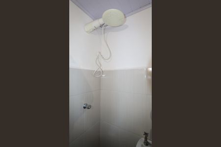 Banheiro de casa de condomínio para alugar com 1 quarto, 45m² em Jardim Jacana, São Paulo