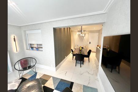 Apartamento à venda com 70m², 2 quartos e 1 vaga Apartamento à venda com 70m², 2 quartos e 1 vagaSala