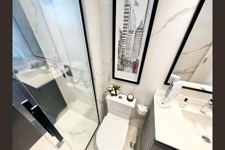 Apartamento à venda com 70m², 2 quartos e 1 vaga Apartamento à venda com 70m², 2 quartos e 1 vagaBanheiro