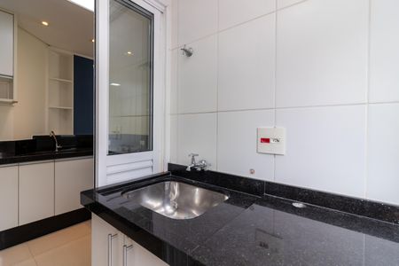 Apartamento para alugar com 63m², 2 quartos e 1 vagaÁrea de Serviço