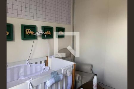 Quarto de apartamento para alugar com 3 quartos, 108m² em Buritis, Belo Horizonte