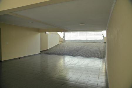 Casa para alugar com 300m², 4 quartos e 10 vagasGaragem 