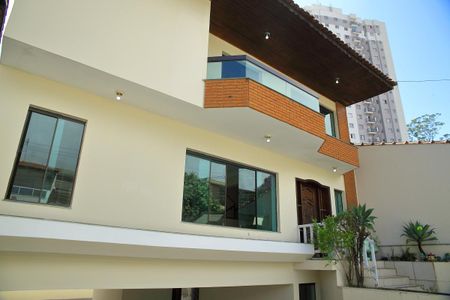 Casa para alugar com 300m², 4 quartos e 10 vagasVista Interna 