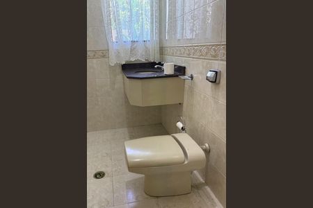 Casa para alugar com 300m², 4 quartos e 10 vagasLavabo da Sala 