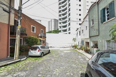 Casa para alugar com 250m², 3 quartos e 2 vagasVila