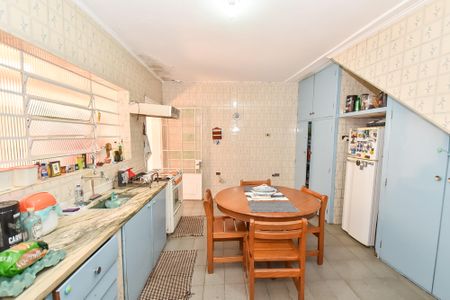Casa para alugar com 250m², 3 quartos e 2 vagasEdícula - cozinha