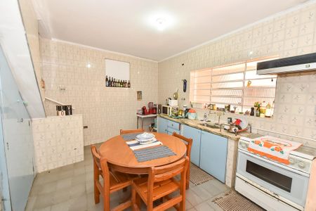 Casa para alugar com 250m², 3 quartos e 2 vagasEdícula - cozinha