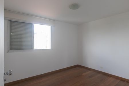 Apartamento à venda com 110m², 2 quartos e 1 vagaQuarto 2