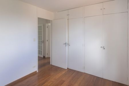 Apartamento à venda com 110m², 2 quartos e 1 vagaQuarto 2