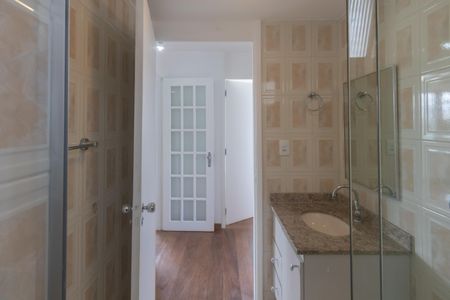 Apartamento à venda com 110m², 2 quartos e 1 vagaBanheiro Suíte Quartos