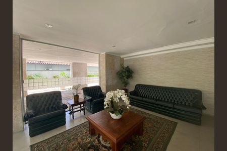 Apartamento à venda com 110m², 2 quartos e 1 vagaHall social