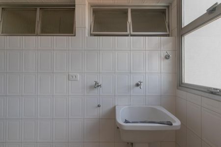 Apartamento à venda com 110m², 2 quartos e 1 vagaÁrea de Serviço