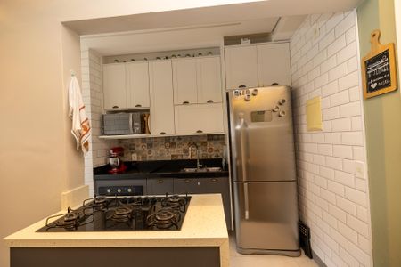 Cozinha de apartamento para alugar com 2 quartos, 54m² em Jardim Belval, Barueri