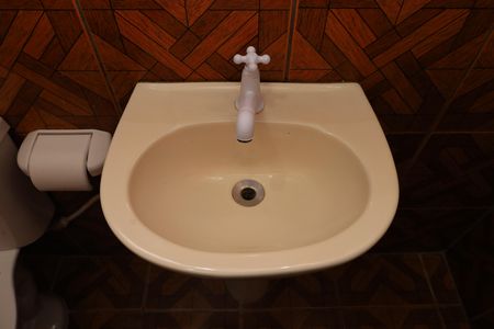 Banheiro de casa para alugar com 1 quarto, 30m² em Parque Savoy City, São Paulo