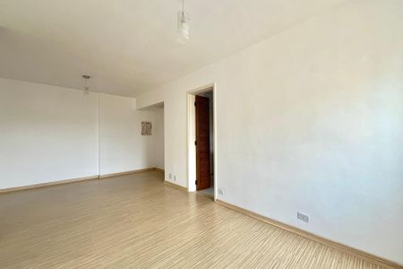 Sala de apartamento para alugar com 2 quartos, 68m² em Chácara Inglesa, São Paulo