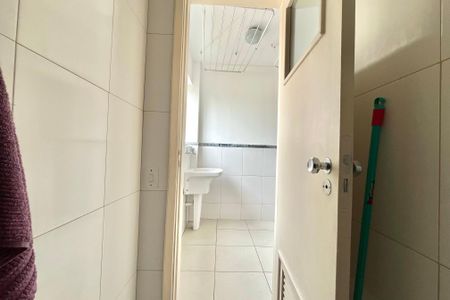 Apartamento para alugar com 68m², 2 quartos e 1 vagaBanheiro de serviço