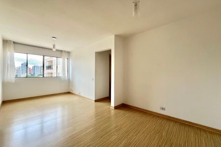 Sala de apartamento para alugar com 2 quartos, 68m² em Chácara Inglesa, São Paulo