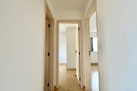 Apartamento para alugar com 68m², 2 quartos e 1 vagaCorredor
