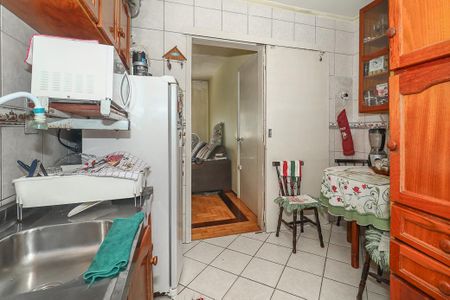 Apartamento para alugar com 64m², 2 quartos e sem vagaCozinha