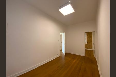 Casa à venda com 247m², 3 quartos e 2 vagasQuarto 3