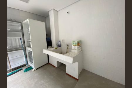 Casa à venda com 247m², 3 quartos e 2 vagasQuintal e Lavanderia