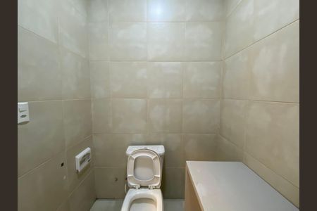 Casa à venda com 247m², 3 quartos e 2 vagasBanheiro 2