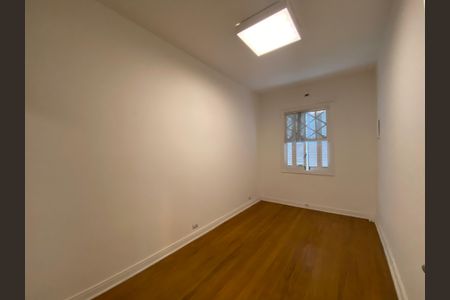 Casa à venda com 247m², 3 quartos e 2 vagasQuarto 3