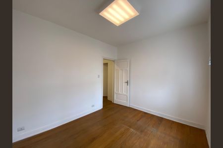 Casa à venda com 247m², 3 quartos e 2 vagasQuarto 1