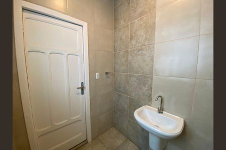 Casa à venda com 247m², 3 quartos e 2 vagasBanheiro 1