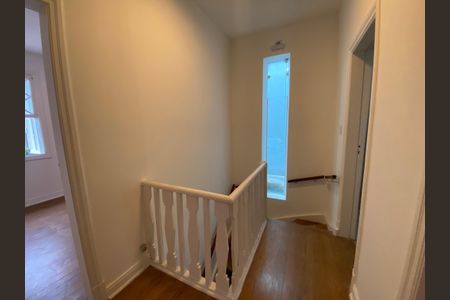 Casa à venda com 247m², 3 quartos e 2 vagasAndar superior