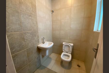 Casa à venda com 247m², 3 quartos e 2 vagasBanheiro 1