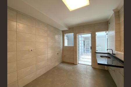 Casa à venda com 247m², 3 quartos e 2 vagasCozinha