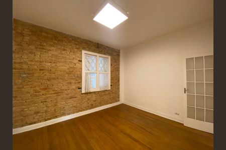 Casa à venda com 247m², 3 quartos e 2 vagasQuarto 2