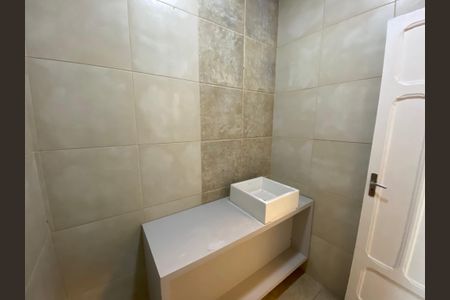 Casa à venda com 247m², 3 quartos e 2 vagasBanheiro 2