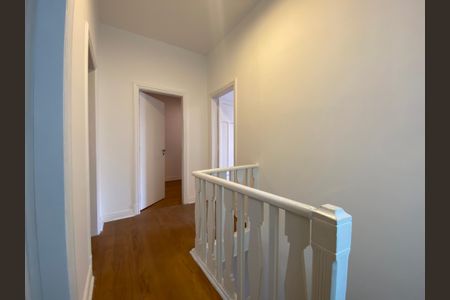 Casa à venda com 247m², 3 quartos e 2 vagasAndar superior