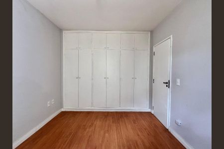 Casa à venda com 238m², 3 quartos e 3 vagasQuarto 1