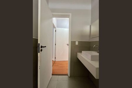 Casa à venda com 238m², 3 quartos e 3 vagasBanheiro da Suíte