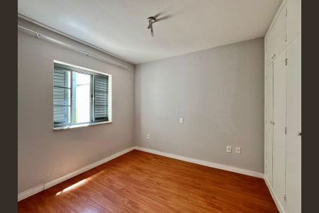 Casa à venda com 238m², 3 quartos e 3 vagasQuarto  1