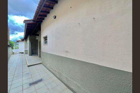 Casa à venda com 238m², 3 quartos e 3 vagasQuintal