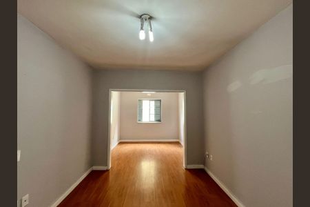 Casa à venda com 238m², 3 quartos e 3 vagasQuarto 3