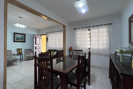 Casa à venda com 175m², 3 quartos e 1 vagaSala