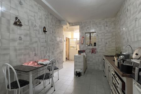 Casa à venda com 175m², 3 quartos e 1 vagaCozinha