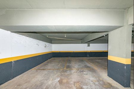 Apartamento para alugar com 210m², 4 quartos e 5 vagasGaragem